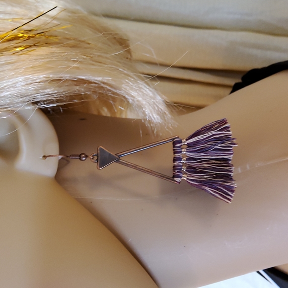 Vintage Style Tassel Earrings - Picture 4 of 5